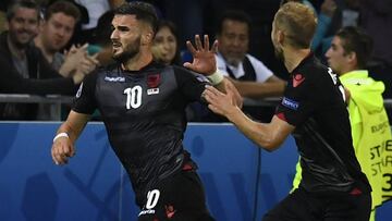 Albania escribe la primera gran gesta y opta a los octavos