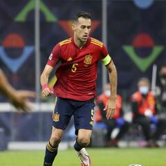 Busquets set to move above Iniesta and Xavi for Spain