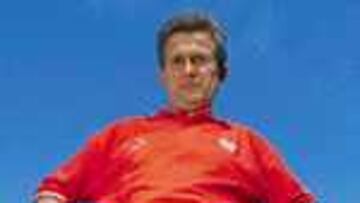 EL REGRESO DE JUPP. Con él en el banquillo, el Madrid ganó la Séptima Copa de Europa. Hoy, Heynckes regresa al Bernabéu dirigiendo a un Athletic que arrasa fuera de San Mamés.