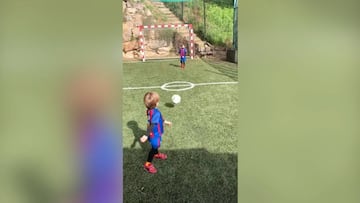 La entrañable escena de Piqué narrando los goles de sus hijos