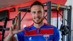 ¡La nueva estrella! Así fue el primer día de Ángelo Henríquez en Brasil