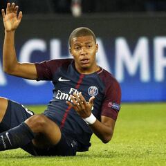Mbappé se marchó enfadado tras ser sustituido por Emery