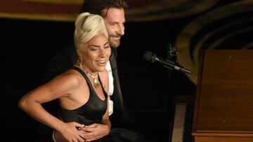 Rumores de relaci&oacute;n entre Bradley Cooper y Lady Gaga y la exmujer del actor responde.