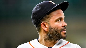 HOUSTON, TEXAS - AUGUST 23: Jose Altuve #27 of the Houston Astros walks back to the dugout after batting in the second inning against the Boston Red Sox at Minute Maid Park on August 23, 2023 in Houston, Texas.   Logan Riely/Getty Images/AFP (Photo by Logan Riely / GETTY IMAGES NORTH AMERICA / Getty Images via AFP)