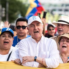 Impiden al opositor Antonio Ledezma entrar al centro de votación en Madrid
