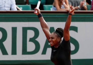 Djokovic: "Serena is the greatest female athlete of all time"