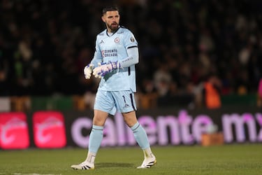 Nicolás Larcamón es contundente: “Gudiño no solo me resolvió la baja de Mier”