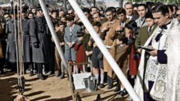 Colocación de la primera piedra del estadio sevillista