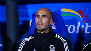 Soccer Football - Liga MX - Semi Final - First Leg - Cruz Azul v Tigres UANL - Estadio Olimpico Universitario Mexico 1968, Mexico City, Mexico - December 3, 2025 Tigres UANL coach Guido Pizarro before the match REUTERS/Eloisa Sanchez