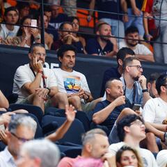 Pedro Martínez se deja ver en La Fonteta