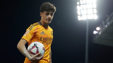 MADRID, SPAIN - NOVEMBER 24: Arda Guler of Real Madrid during the LaLiga EA Sports match between Leganes v Real Madrid at the Estadio Municipal de Butarque on November 24, 2024 in Madrid Spain (Photo by Maria Gracia Jimenez/Soccrates/Getty Images)
