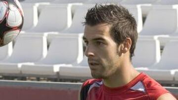 Negredo es baja de última hora para Stuttgart