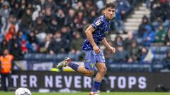 Marcelino será compañero de otro chileno en Norwich y el club lo hace oficial