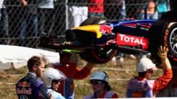 El Red Bull de Vettel ya se paró en los primeros libres.