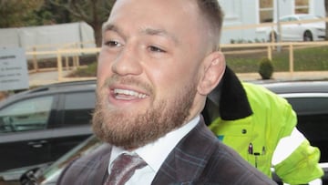 Conor McGregor, a su llegada al Late Late Show en Dubl&iacute;n.