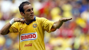 El 'cuau' es hasta ahora el mejor futbolista que la liga mexicana ha tenido en su historia, con Selección Nacional brilló en Mundiales, Copa Confederaciones, Copa América, Oro. Jugó para América, Necaxa, Puebla, Sinaloa. Cumplió su sueño de llegar a Europa, pero no tuvo éxito con el Valladolid.