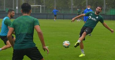 El trabajo físico comparte protagonismo con el balón