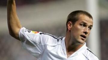 <b>FELIZ. </B>Michael Owen está cada vez más adaptado al club y a la ciudad.