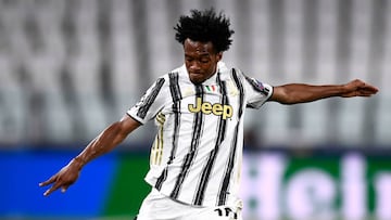 Juan Guillermo Cuadrado durante un partido con Juventus.