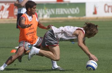 Jugaron defendiendo los colores del Sevilla juntos desde 2003 a 2006