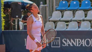 Sorribes sufre y gana en su debut