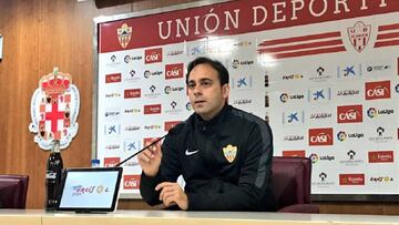 Fran Fernández, entrenador del Almería.