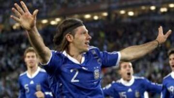 <b>CENTRAL CON GALONES. </b>Demichelis, en una imagen con la selección de Argentina, es un defensa de mucha jerarquía.