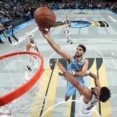 Aldama firma un partidazo en ausencia de Jokic