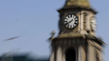 Cambio de hora en Chile: cuándo será y qué regiones mantendrán el horario