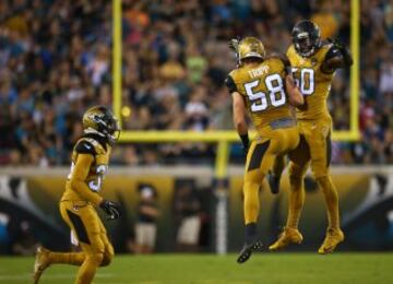 Destacó también la defensa local, que acertó a la hora de parar a los Titans. Los de celeste solo lograron llegar una vez a la end zone, mediado el tercer cuarto.