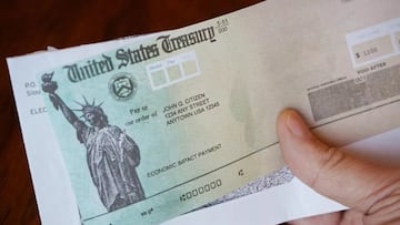 Millones de estadounidenses continúan esperando el envío de un cuarto cheque de estímulo. ¿Llegará antes de que termine el 2021? Aquí los detalles.