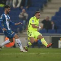 El Levante saca los colores y Gerard pone el maquillaje