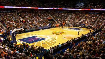 95 jugadores NBA cobran m¨¢s que todas las de la WNBA juntas