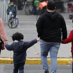 Vacunación contra la Covid-19 en colegios: ¿qué permisos necesitan llevar los niños?