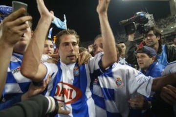 Temporada 2003-04: El Espanyol se salva en la última jornada de Liga en un partido ante el Murcia en el que Tamudo marcó el gol de la victoria. Sumó un total de 19 goles en esa temporada. 