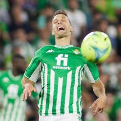Canales produjo como nunca: protagonista en 20 goles del Betis