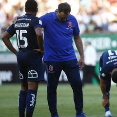 El cambio táctico que planea Caputto para fortalecer la zaga