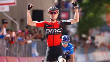 Tejay Van Garderen vence al sprint a Mikel Landa en la 18&ordm; etapa del Giro de Italia. 