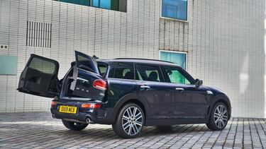 MINI Cooper S Clubman, a prueba: cuando los hatchbacks o station wagons son mejor opción de compra que un SUV
