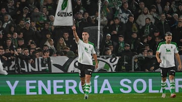 Karrikaburu y Arana, del Racing.