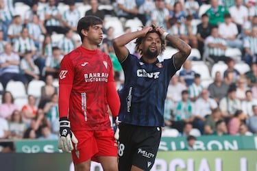 Aprobados y suspensos del Córdoba ante el Ceuta: Una nueva pantalla