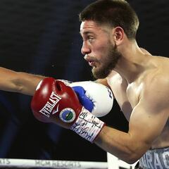 El 'Vaquero' Navarrete sufre para pasar de nivel ante Villa