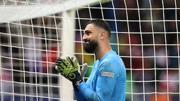 Georgia's goalkeeper Giorgi Mamardashvili reacts after the UEFA Nations League football match between Georgia and Ukraine in Batumi on November 16, 2024. (Photo by Giorgi ARJEVANIDZE / AFP)