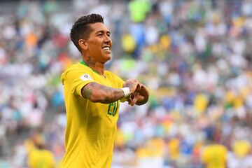 Firmino celebra el segundo gol.