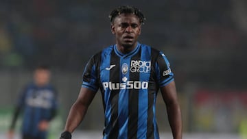 BERGAMO, ITALY - JANUARY 15: Duvan Zapata of Atalanta BC looks on during the Serie A match between Atalanta BC and Salernitana at Gewiss Stadium on January 15, 2023 in Bergamo, Italy. (Photo by Emilio Andreoli/Getty Images)