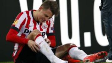 Santiago Arias acumula 28 partidos, en todas las competencias, en la temporada 2014-2015 con el PSV.