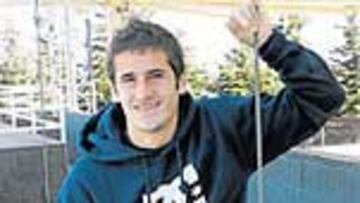 <b>EL CRACK. </b>Vara marcó un golazo al Cobeña.