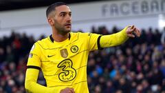 Chelsea record narrow win over Palace