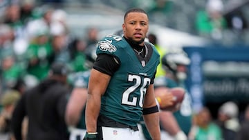 Saquon Barkley durante el partido de la final de la Conferencia Nacional entre Philadelphia Eagles y Washington Commanders.