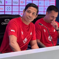 Ronaldinho vuelve a Chile y así reacciona Matías Fernández: “Me acuerdo de un...”